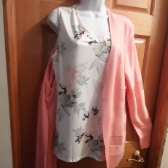 Blouse and sweater - Picture 5 of 7